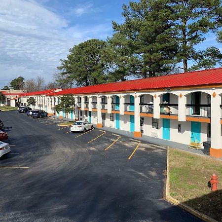 Howard Johnson By Wyndham Atlanta College Park Exteriér fotografie