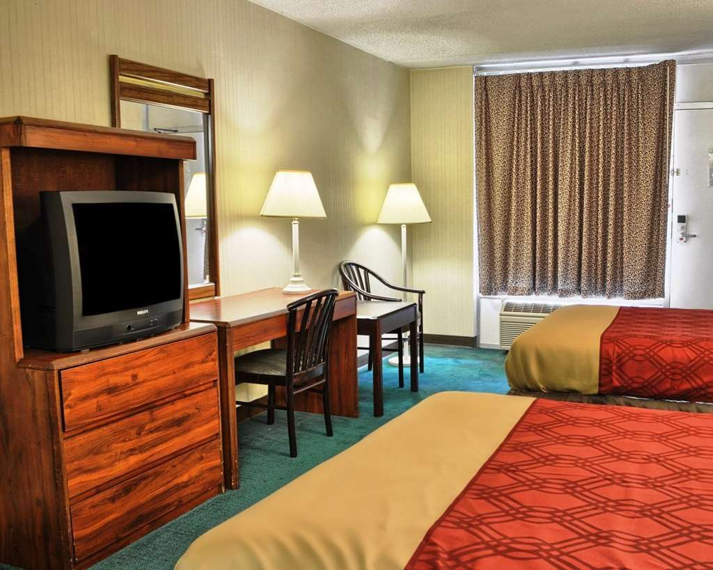 Howard Johnson By Wyndham Atlanta College Park Pokoj fotografie
