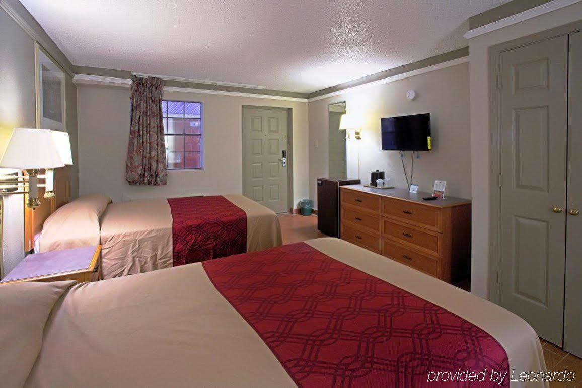 Howard Johnson By Wyndham Atlanta College Park Exteriér fotografie